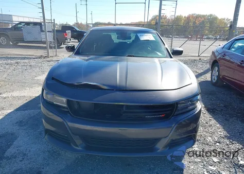 2016 Dodge Charger Sxt z USA, uszkodzony, nr VIN 2C3CDXHGXGH241635